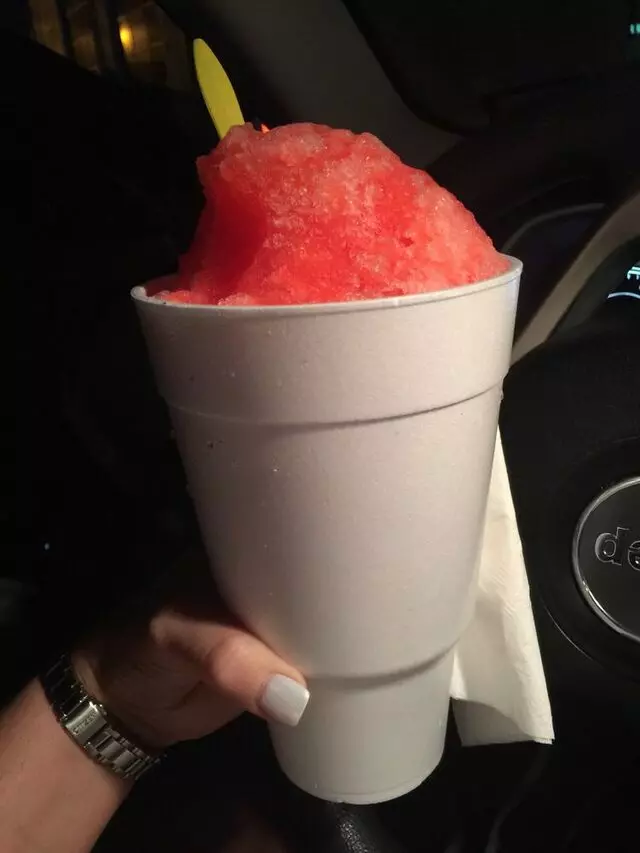 Angel’s Snow and Snack Shack