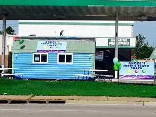Angel’s Snow and Snack Shack