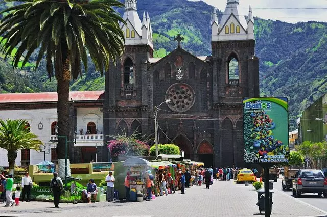 Andean Touring