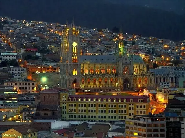 Andean Touring