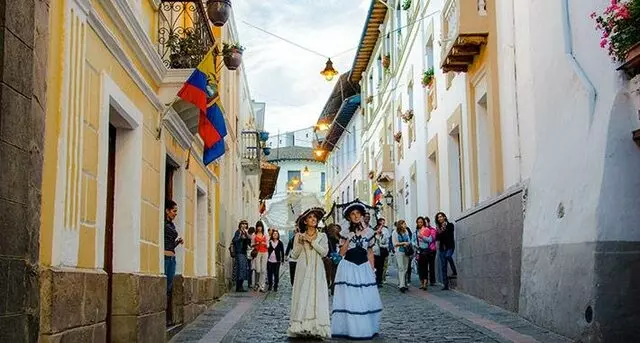 Andean Touring