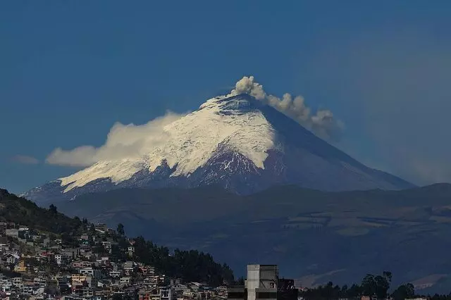 Andean Touring