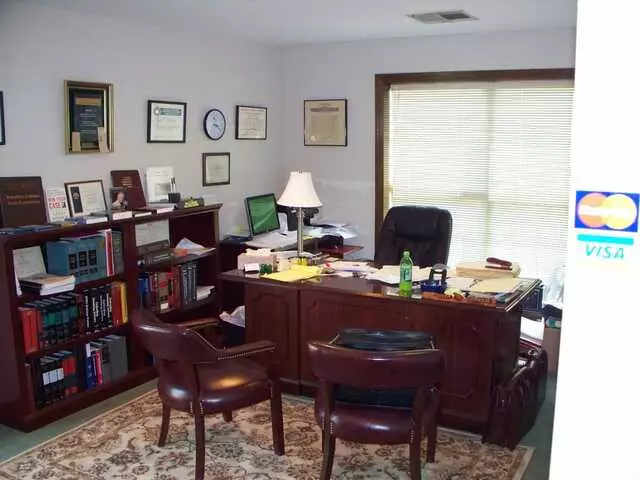 Glen R Graham, Atty
