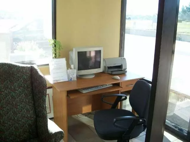 Americas Best Value Inn - Tulsa Airport
