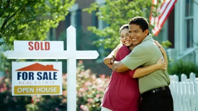 Angie Cianfrone - Realty Connect