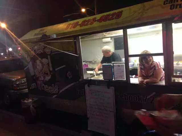 2 Chefs On Wheels