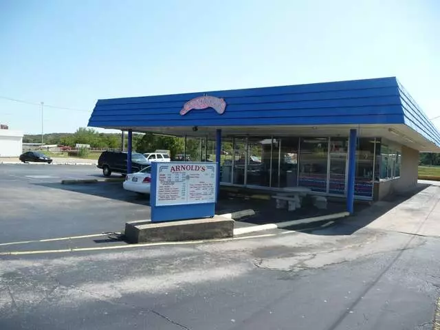 Arnold’s Old Fashioned Hamburgers