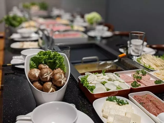 100°C Grill & Hotpot