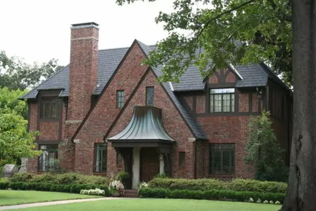 Arrowhead Roofing