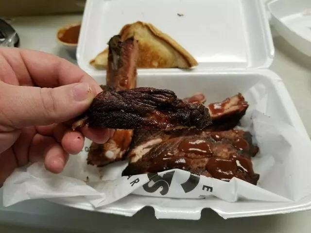 Albert G’s Bar-B-Q