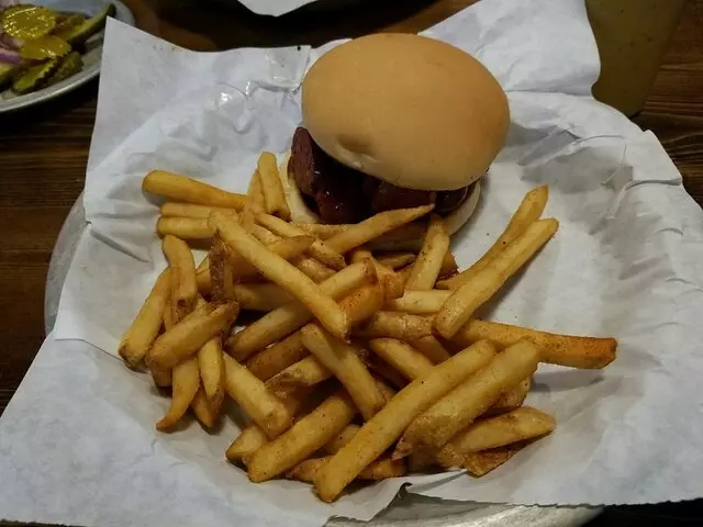 Albert G’s Bar-B-Q