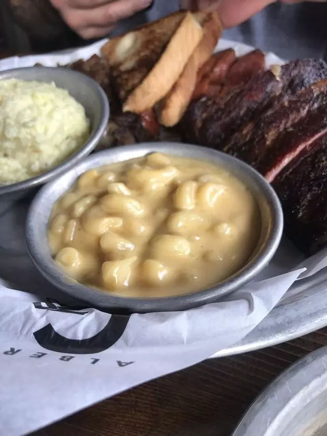 Albert G’s Bar-B-Q