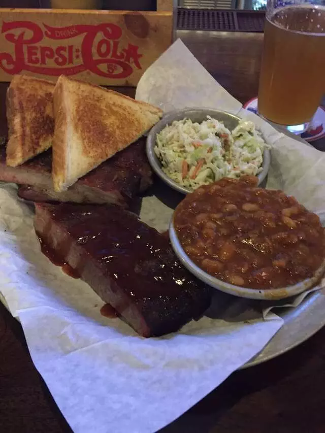 Albert G’s Bar-B-Q