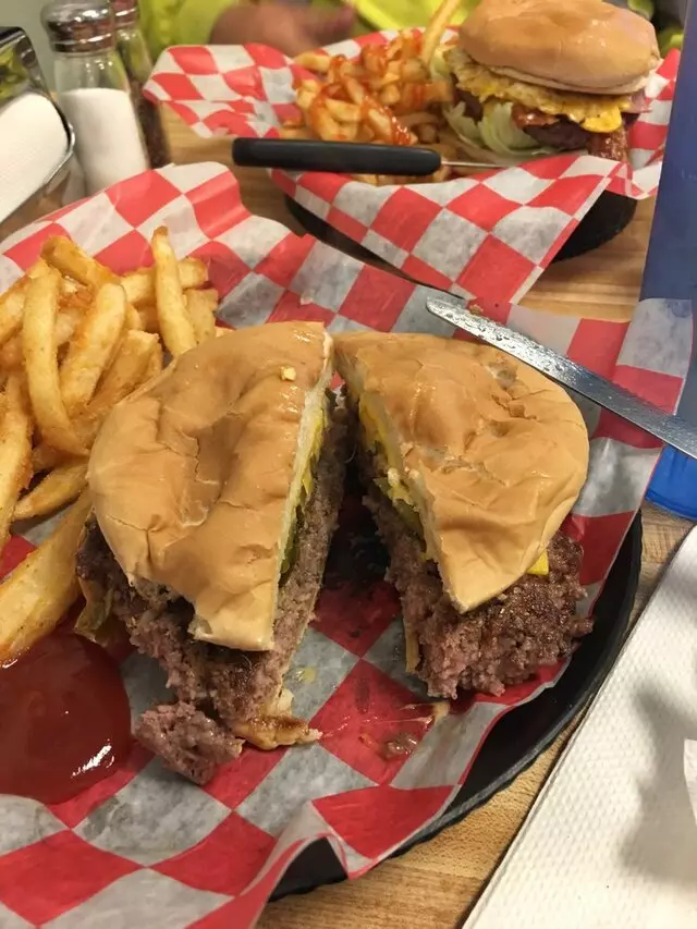 Admiral Grill