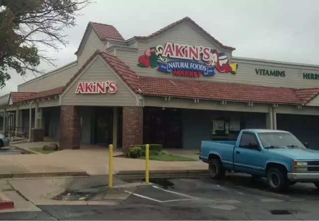 AKiN&apos;S Natural Foods