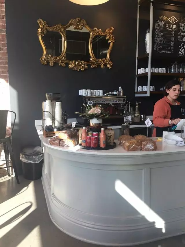 Antoinette Baking