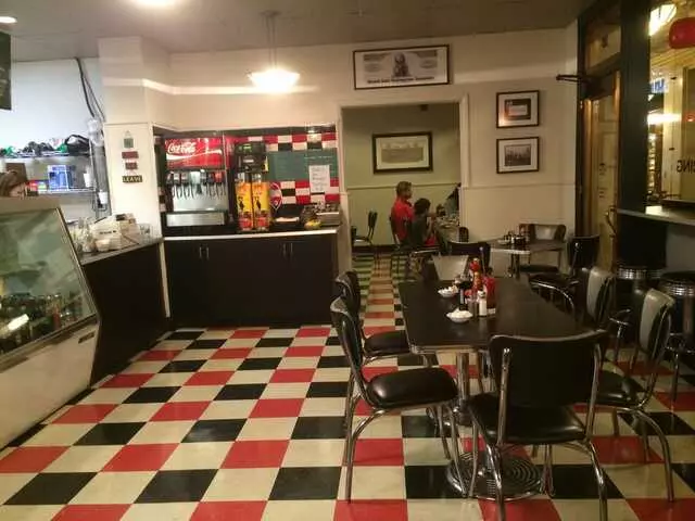 Atlas Grill