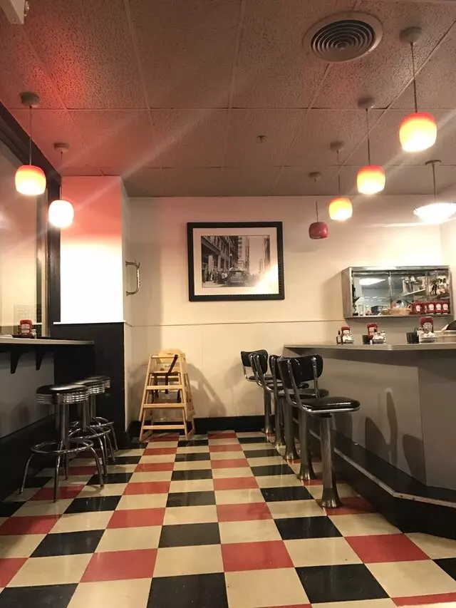 Atlas Grill