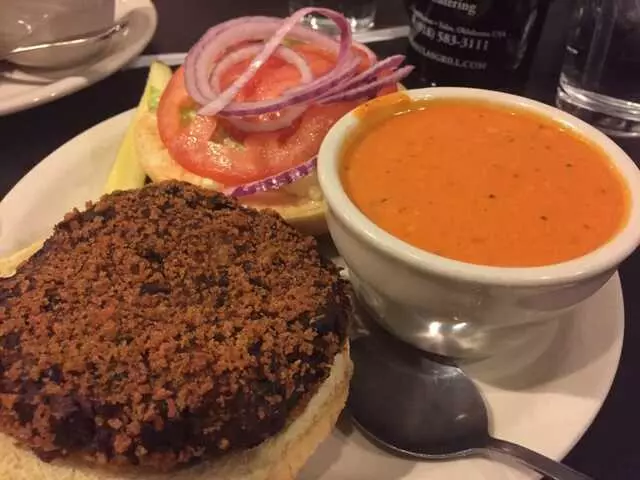 Atlas Grill