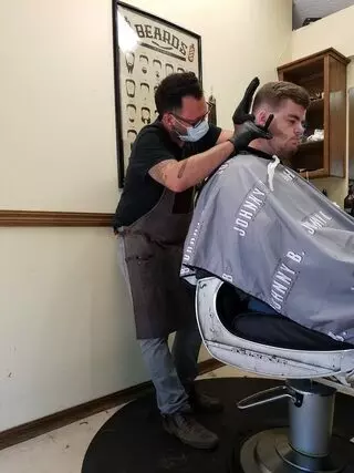 King's Den Hairstyling
